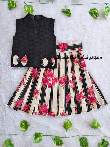 (CTS005) Hakoba Black And White Cotton Skirt And Top