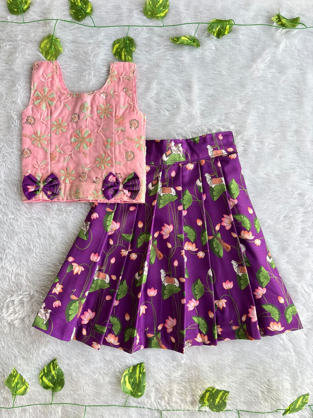 (CTS032)Enchanting Lotus & Elephant Print Ethnic Set