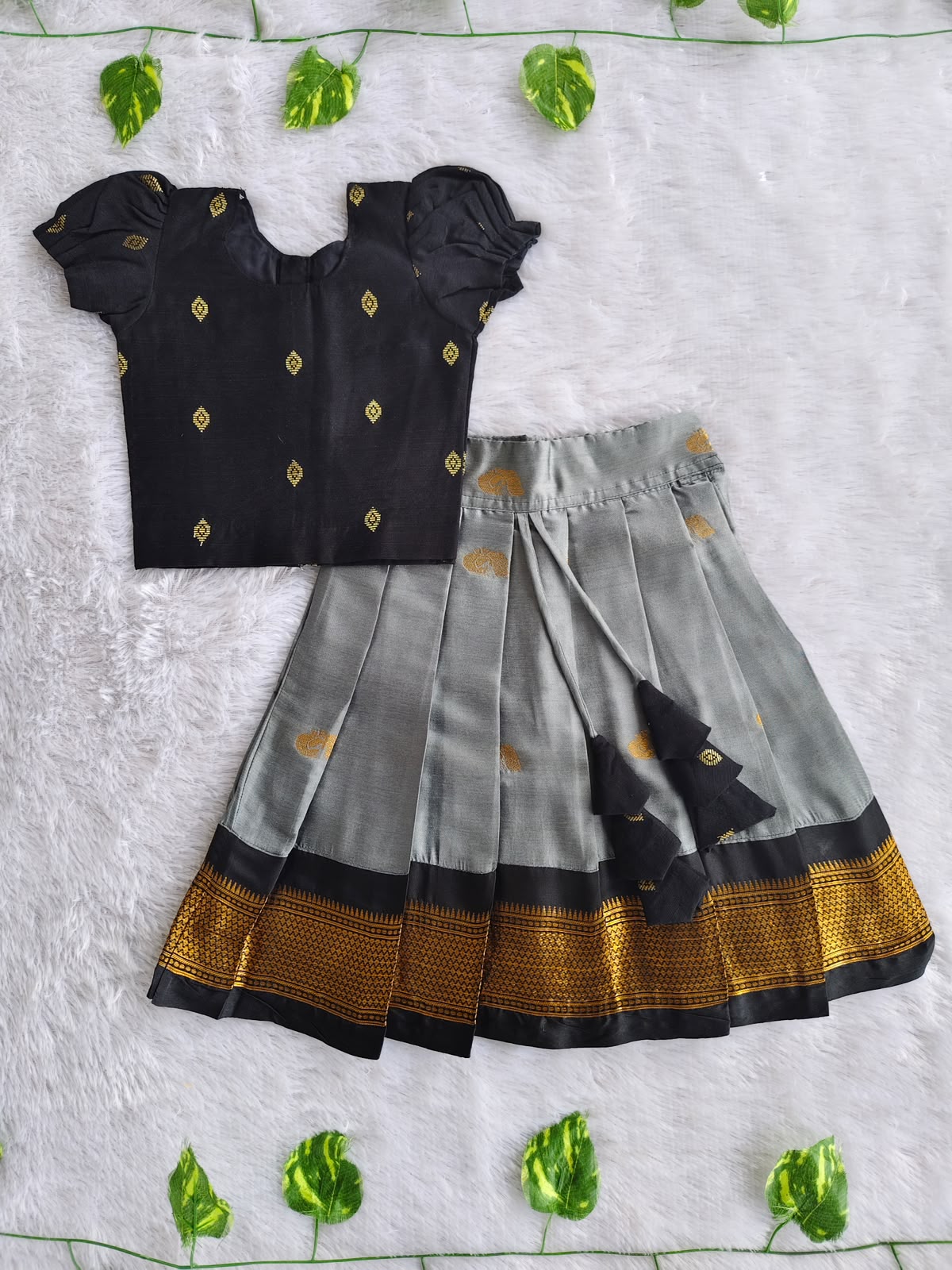 (ETTS021)Classic Black and Silver-Grey Ethnic Lehenga Set