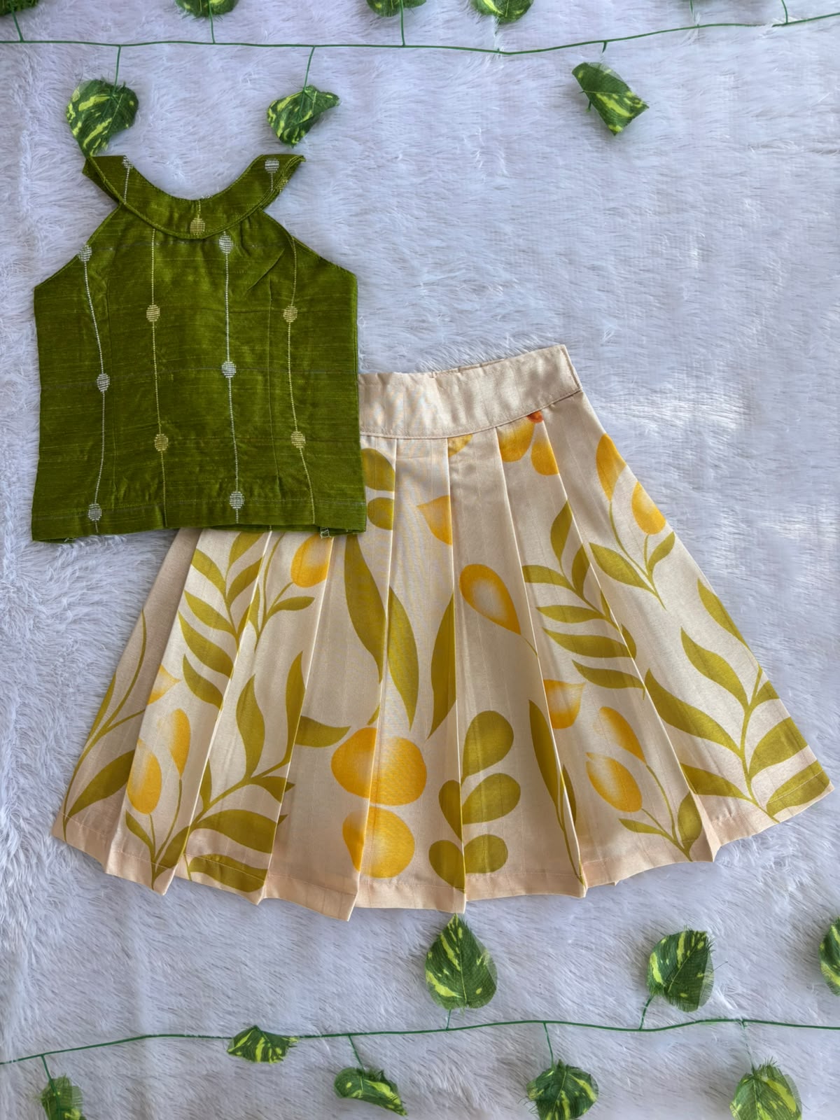 (ETTS026) Olive Green and Off-White Floral Printed Set