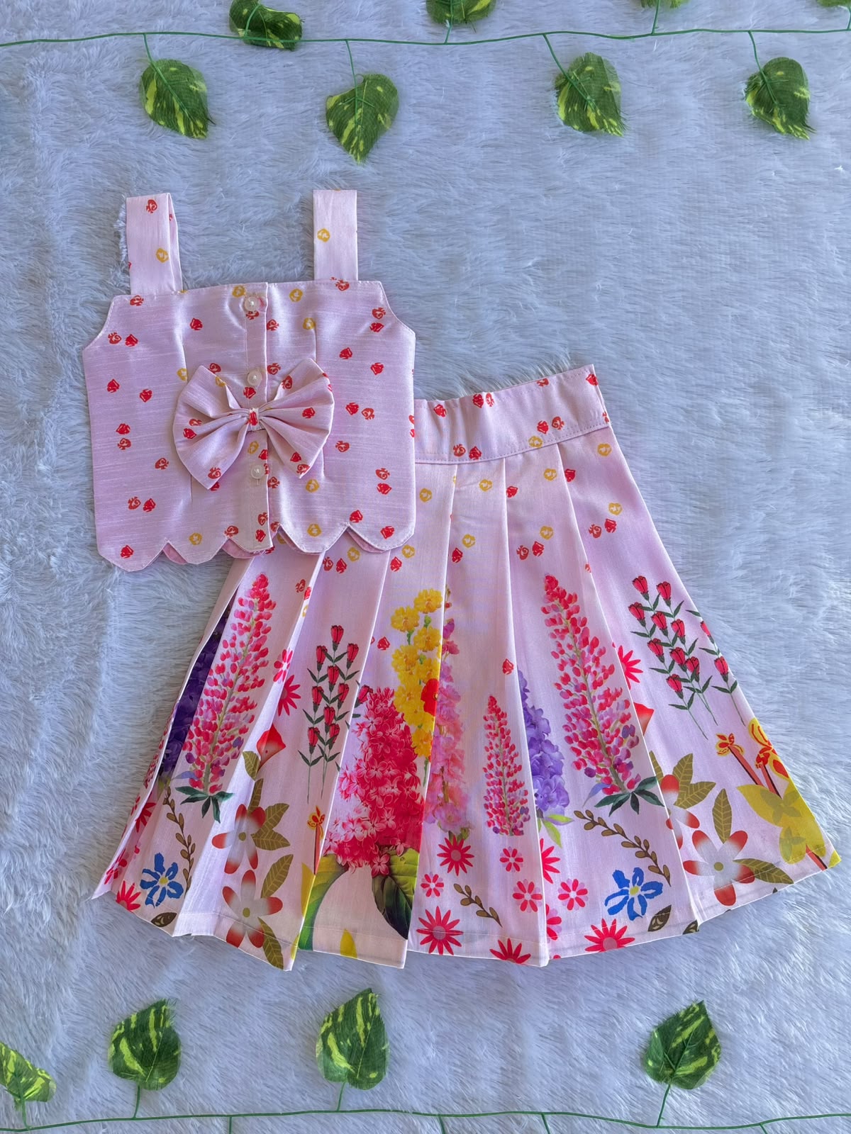 (ETTS033)Charming Floral Print Scalloped Hem Crop Top and Long Skirt Set