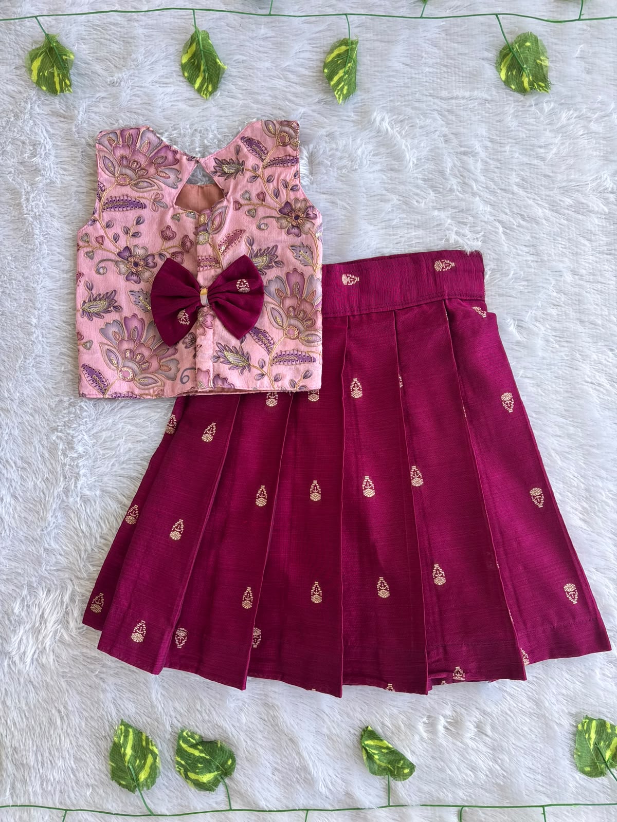 (ETTS047) Elegant Traditional Floral Top with Pleated Silk Skirt Set