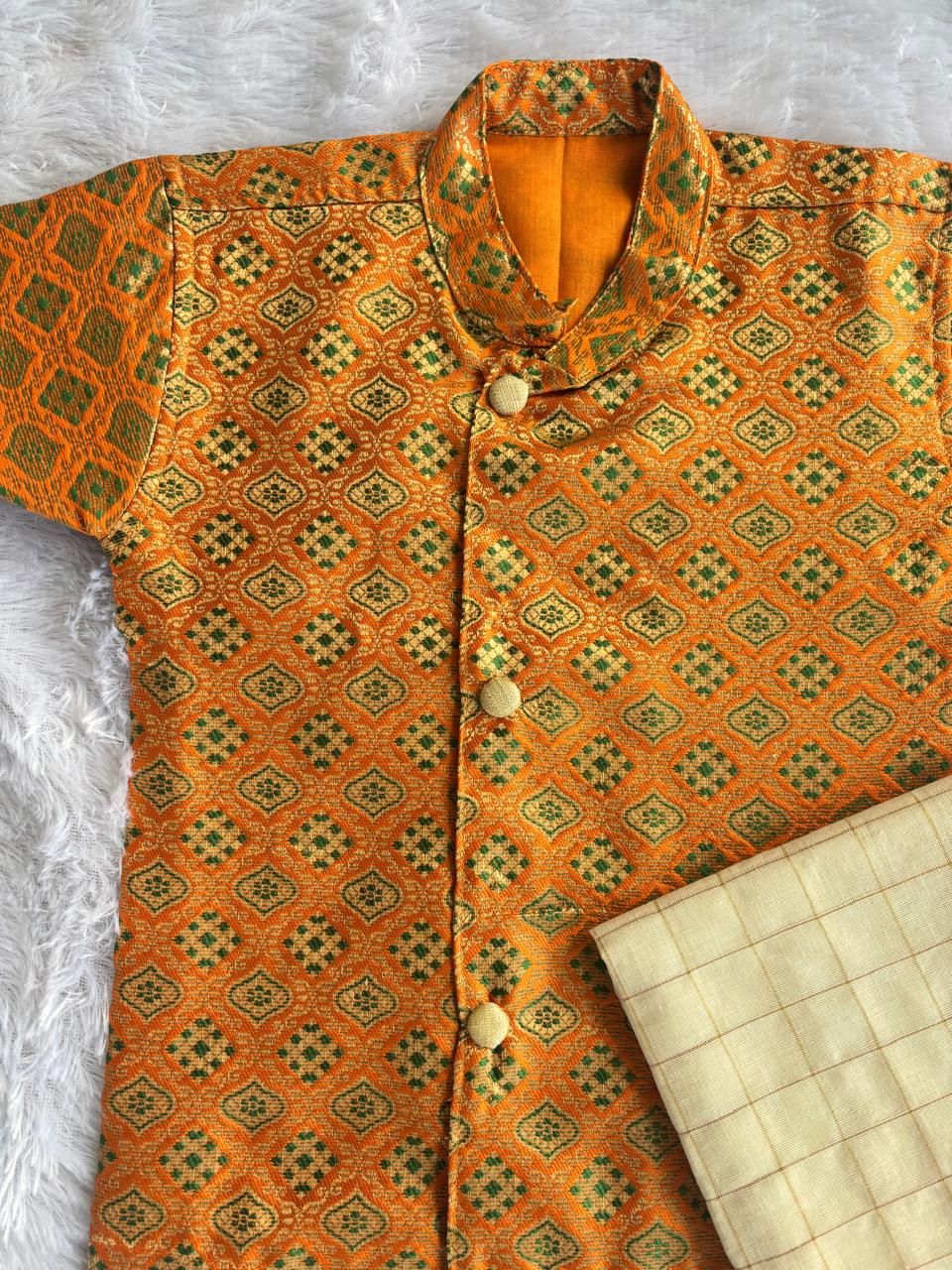(BE009) Kanalvannam Boys Geometric Festive Shirt and Veshti Set