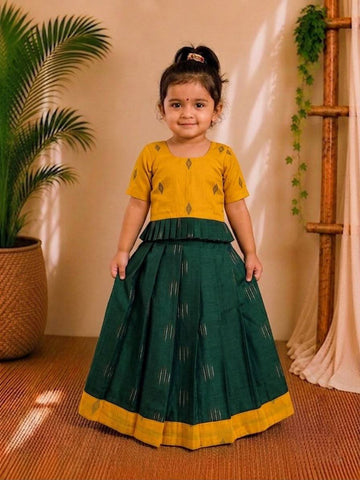 (CTS012)Classic mustard yellow and bottle green ikkat print set.