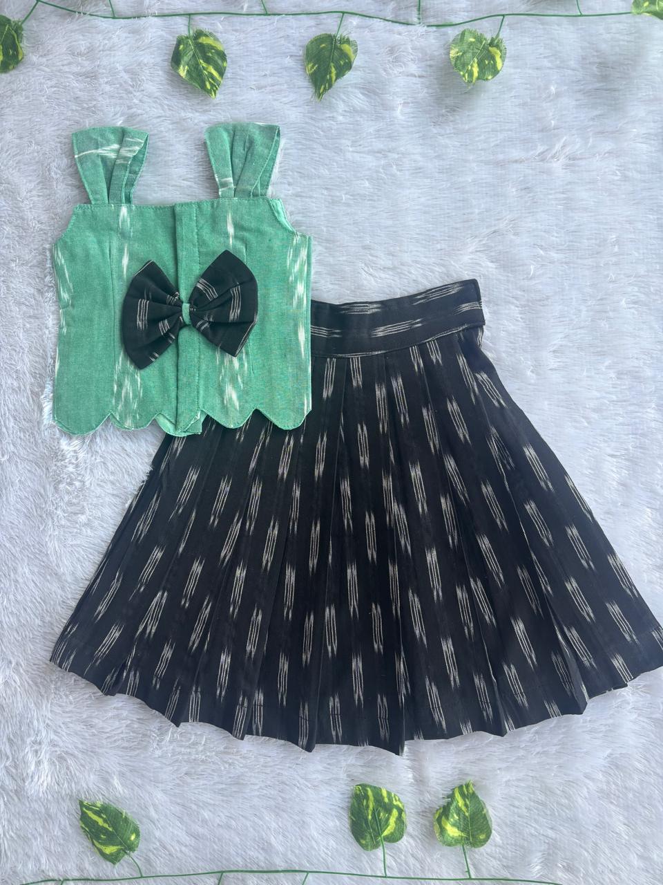 (CTS018) Elegant Girls' Ikat Print Ethnic Set