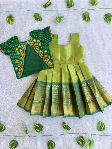 (EFC001) Traditional Elegance Ethnic Wear for Girls