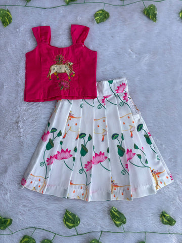 (ETS012) Vibrant Magenta and White Pichwai-Inspired Top and Skirt Set