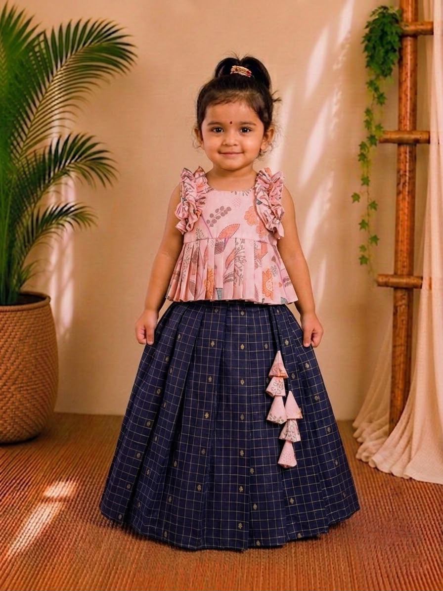 (ETTS012) Elegant Floral & Checked Two-Piece Ethnic Set