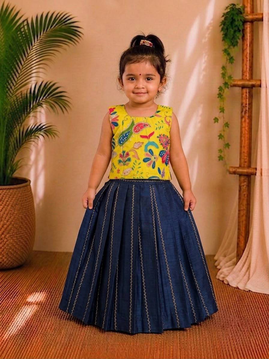 (ETTS030) Bright yellow floral print and solid navy blue pleated  set.