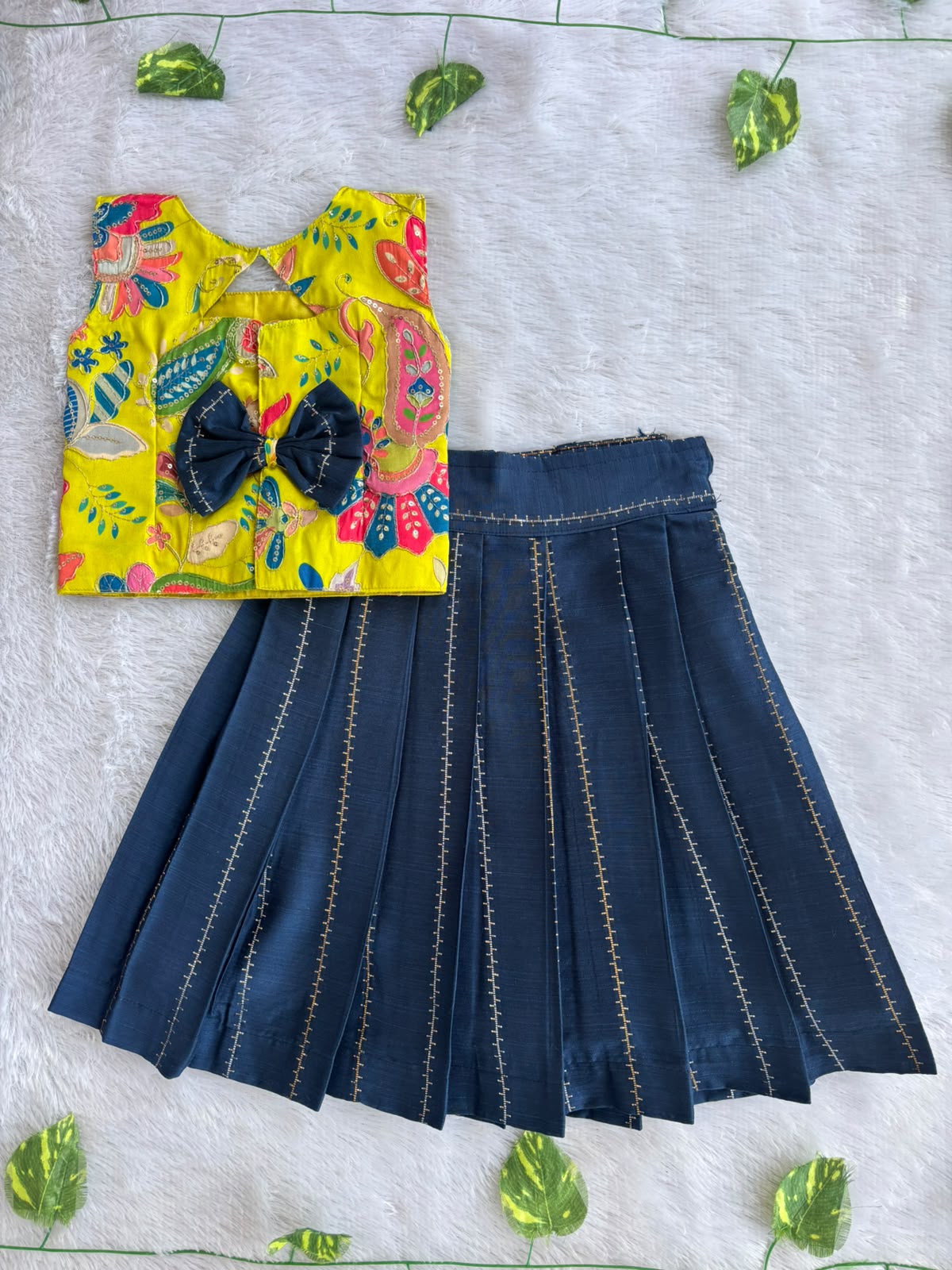 (ETTS030) Bright yellow floral print and solid navy blue pleated  set.