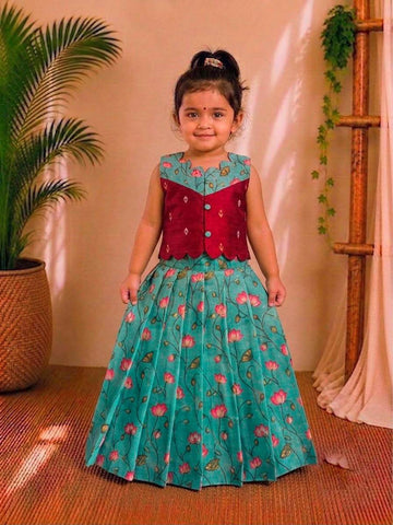 (ETTS034) Elegant Girls' Lotus Motif Ethnic Set