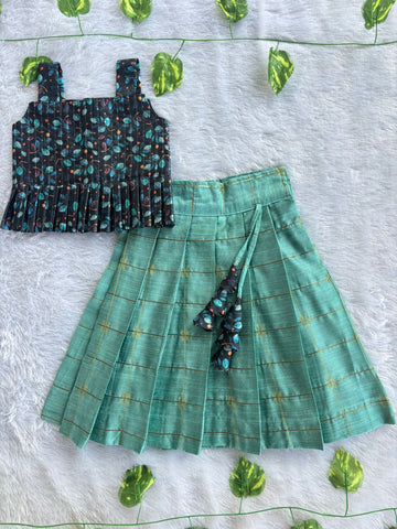 (ETTS041)Chic Black Floral & Sea Green Checks Ethnic Set