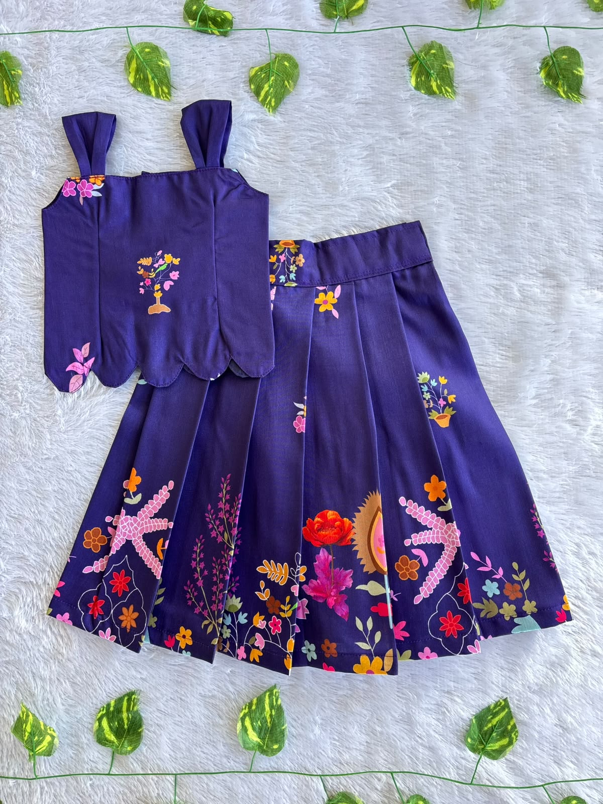 (ETTS044) Enchanting Botanical Print Scalloped Hem Crop Top and Long Skirt Set