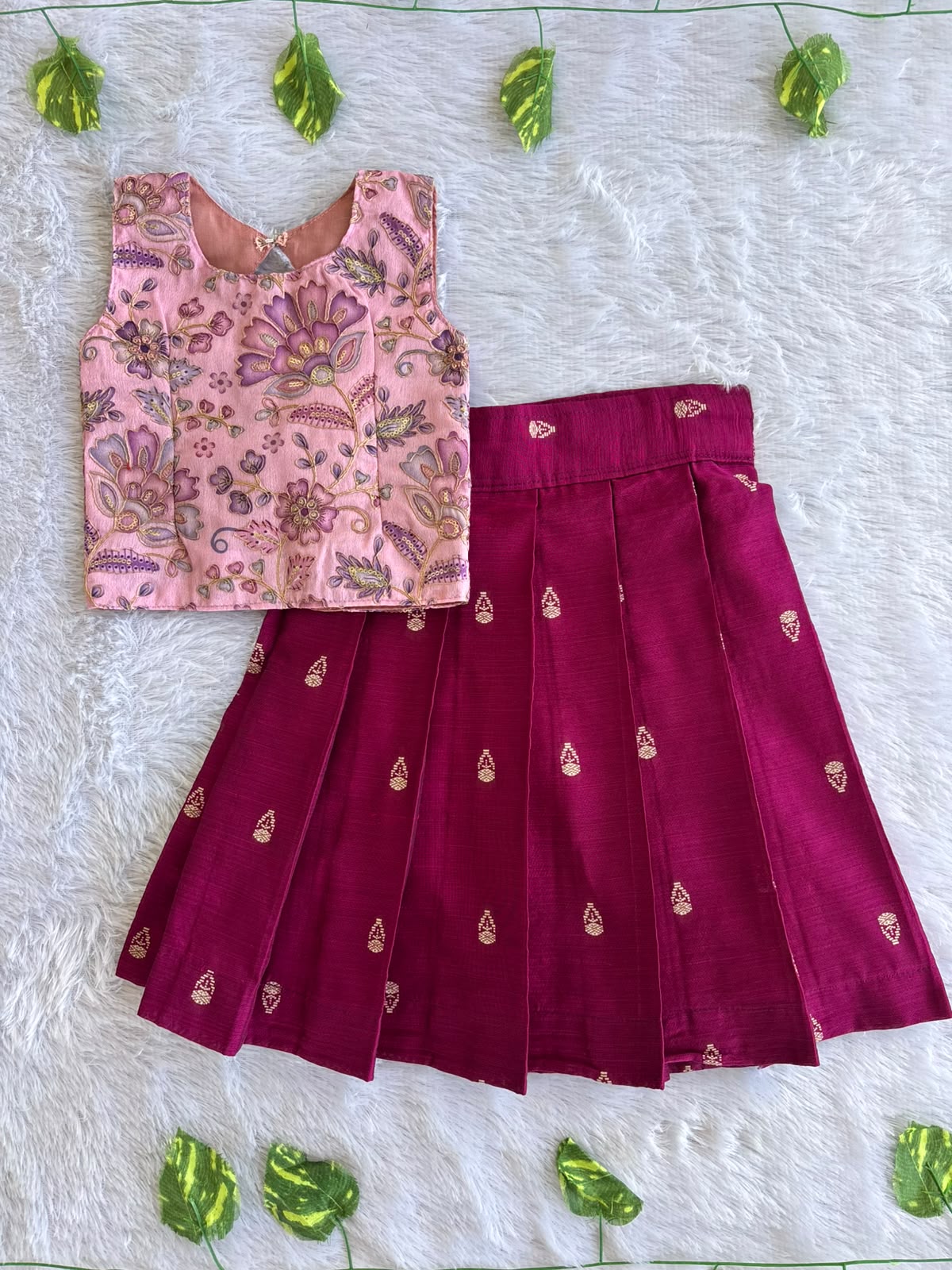 (ETTS047) Elegant Traditional Floral Top with Pleated Silk Skirt Set