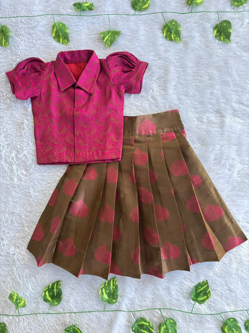 (ETTS048) Chic Magenta and Bronze-Brown Jacquard Collar Shirt Set