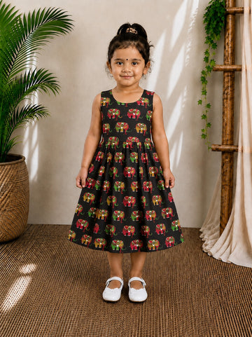 (CF009) Traditional black elephant motif print sleeveless dress.