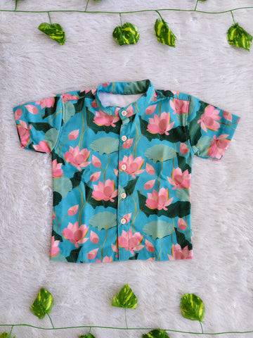 (BC001) Vibrant Lotus Print Short-Sleeve Shirt.