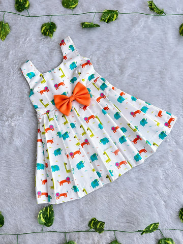 (CF021) Playful Safari Kids' Dress with Vibrant Animal Print and Bow Accent